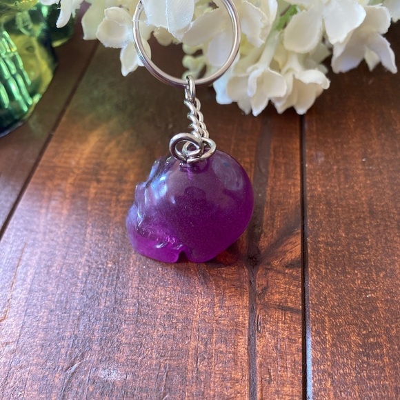 Handmade Resin Clear Purple Skull 3” Keychain Gothic Backpack Bag Charm NEW - Picture 5 of 9